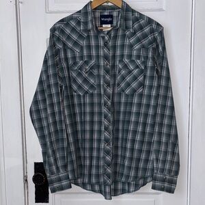 WRANGLER PLAID PEARL SNAP LONG SLEEVE